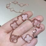 [Eternal Jewelry]CLOVER 5 MOTIF ROCK CRYSTAL PINK GOLD BRACELET - Image 8