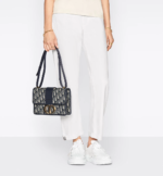 30 MONTAIGNE BAG - Image 7