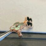 [Eternal Jewelry]CLOVER MEDIUM 1 MOTIFS GRAY MOP  DIAMOND EARRINGS - Image 4