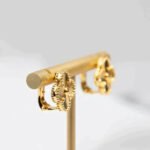 [Eternal Jewelry]CLOVER MEDIUM 1 MOTIFS LASER EARRINGS - Image 4