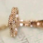 [Eternal Jewelry]CLOVER MEDIUM 1 MOTIFS FUll DIAMOND EARRINGS - Image 3