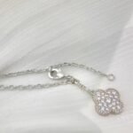 [Eternal Jewelry]CLOVER 5 MOTIFS SILVER DIAMONDS NECKLACE - Image 6