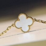 [Eternal Jewelry]CLOVER 20 MOTIFS WHITE MOP NECKLACE - Image 5