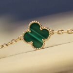 [Eternal Jewelry]CLOVER 20 MOTIFS MALACHITE DIAMOND NECKLACE - Image 6