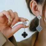 [Eternal Jewelry]CLOVER 2 MOTIFS  DIAMOND ONYX EARRINGS SILVER - Image 9