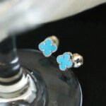 [Eternal Jewelry]CLOVER MINI 9.5MM ONYX STUD EARRINGS SILVER - Image 4