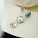 [Eternal Jewelry]CLOVER MINI 9.5MM ONYX STUD EARRINGS SILVER - Image 9