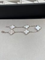 [Eternal Jewelry]CLOVER SILVER MOP 5 MOTIF BRACELET - Image 4