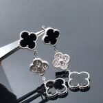 [Eternal Jewelry]CLOVER 3 MOTIF DIAMOND ONYX SILVER EARRINGS - Image 4