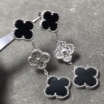 [Eternal Jewelry]CLOVER 3 MOTIF DIAMOND ONYX SILVER EARRINGS - Image 3