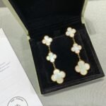 [Eternal Jewelry]CLOVER MOP 3 MOTIFS GOLD EARRINGS - Image 3
