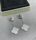 [Eternal Jewelry]CLOVER 2 MOTIFS DIAMOND PAVED SILVER EARRINGS - Image 6