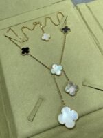 [Eternal Jewelry]CLOVER 6 MOTIF MOP ONYX GOLD NECKLACE - Image 8