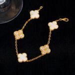 [Eternal Jewelry]CLOVER BRACELET 5 MOTIF WHITE MOP DIAMOND - Image 7