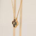 [Eternal Jewelry]CLOVER 15MM DIAMOND AND MOTHER-OF-GREY NECKLACE - Image 3