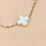 [Eternal Jewelry]CLOVER  5 MOTIF WHITE MOP BRACELET - Image 10