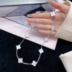[Eternal Jewelry]CLOVER 10 MOTIFS WHITE MOTHER OF PEARL NECKLACE - Image 11