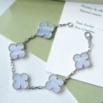 [Eternal Jewelry]CLOVER  5 MOTIF PURPLE CHALCEDONY BRACELET SILVER - Image 2