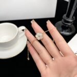 [Eternal Jewelry]LUCKY  WHITE MOP  PLUM BLOSSOM NECKLACE - Image 9