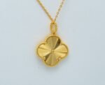[Eternal Jewelry]CLOVER 25MM PEDANT NECKLACE GOLD - Image 3