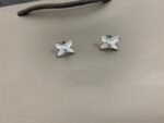 [Eternal Jewelry]JEUX DE WHITE MOP SILVER DIAMOND EARRINGS - Image 2