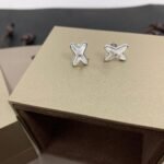 [Eternal Jewelry]JEUX DE WHITE MOP SILVER DIAMOND EARRINGS