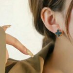 [Eternal Jewelry]CLOVER MEDIUM 1 MOTIFS  ONYX STUD EARRINGS - Image 5