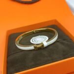 [Eternal Jewelry]CLASSIC HM CLIC WHITE 8MM ENAMEL BRACELET - Image 4
