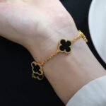 [Eternal Jewelry]CLOVER  5 MOTIFS BLACK ONYX BRACELET - Image 5