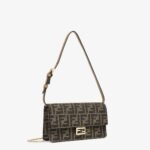 Chain with wallet BAGUETTE handbag - Image 3