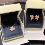 [Eternal Jewelry]FRIVOLE PINK GOLD FLOWER DIAMOND EARRINGS - Image 4