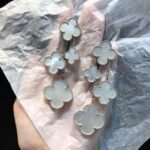[Eternal Jewelry]CLOVER EARRINGS WHITE MOP 4 MOTIFS SILVER - Image 2