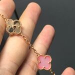 [Eternal Jewelry]CLOVER BRACELET 5 MOTIF PINK AND PINK GOLD - Image 5